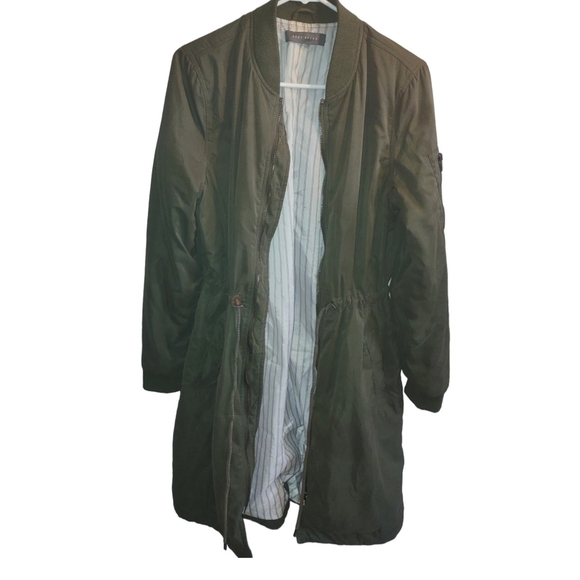 Suzy Shier Jacket| M - Picture 2 of 8